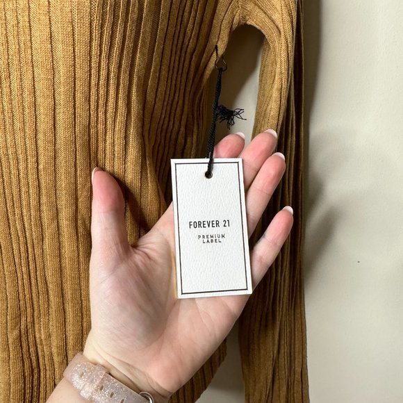 Forever 21 Tan Long Sleeve Lightweight Sweater Women's Small NEW - Picture 3 of 5